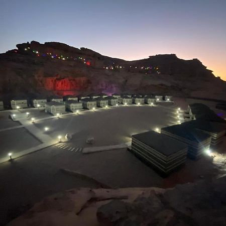 Space Village Luxury Camp Wadi Rum Extérieur photo