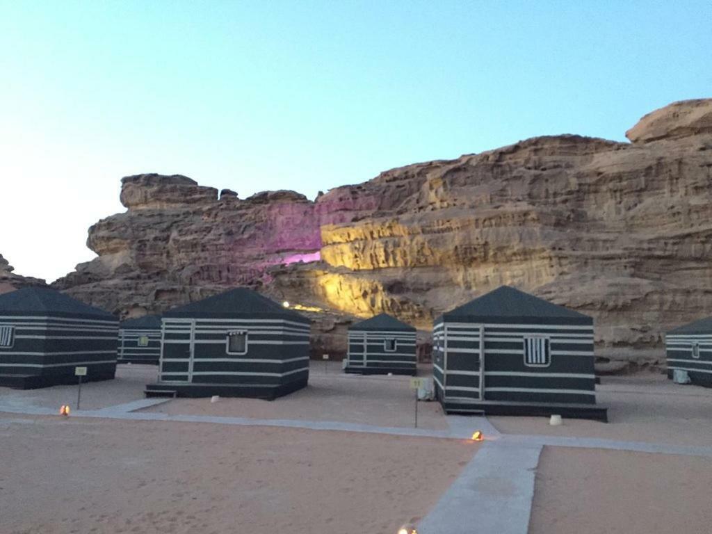 Space Village Luxury Camp Wadi Rum Extérieur photo